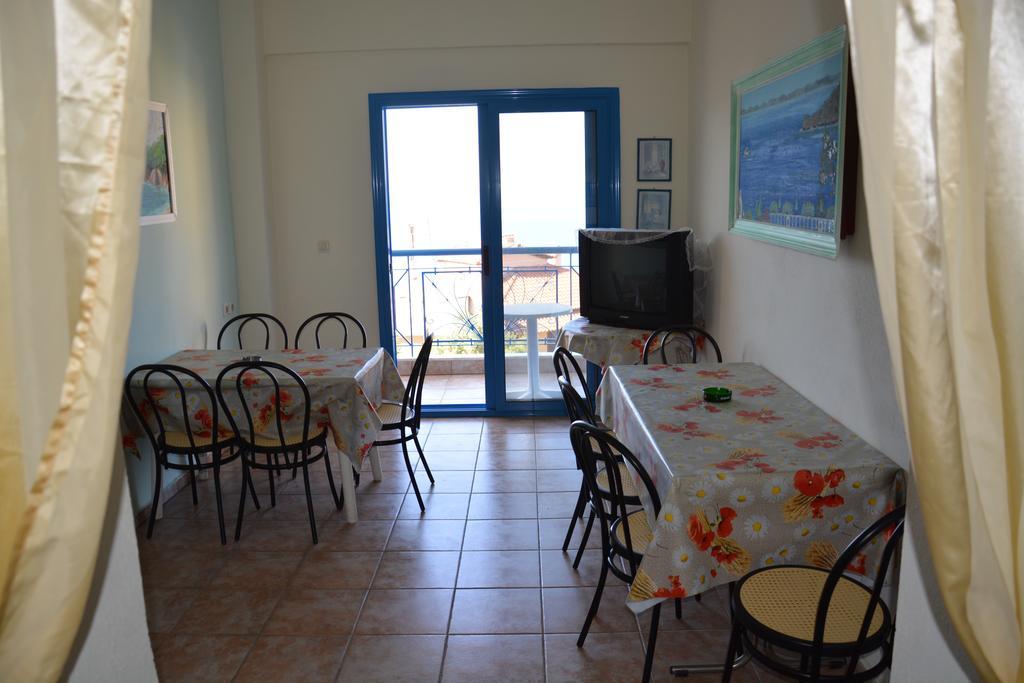 Alexia House Apartamento Néos Marmarás Exterior foto