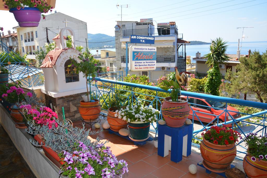 Alexia House Apartamento Néos Marmarás Exterior foto